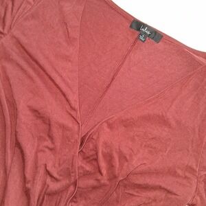 Lulus Rust Red Short‎ Sleeve Surplice Bodysuit Blouse Top Size Small